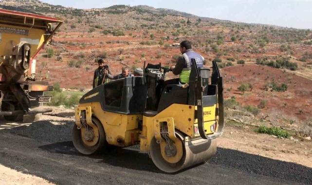 Araban'da güvenli bayram için yolların bakım onarımı yapılıyor