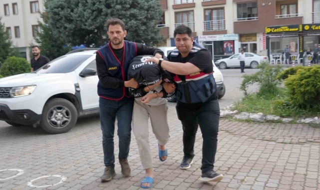 Aracına bindiği taksiciyi öldüren sanık müebbet hapis cezasına çarptırıldı