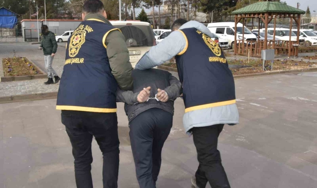Aranan şahıslara yönelik denetim yapıldı: 17 gözaltı