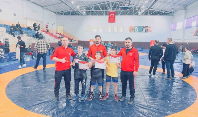 ASH spor kulübü güreşte alt yapıda iddialı