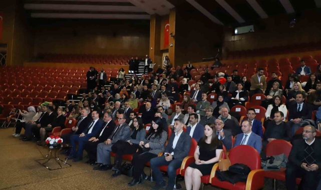 Atatürk Üniversitesi'nde Ocak-Şubat ayı akademik teşvik töreni düzenlendi