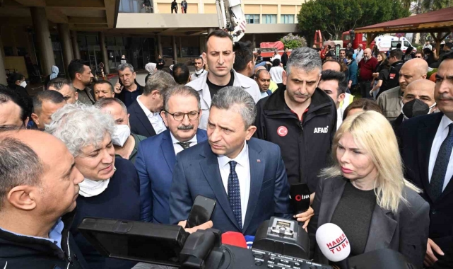 AÜ Tıp Fakültesi Hastanesinde korkutan yangın: Hastalar tahliye edildi, can kaybı yok