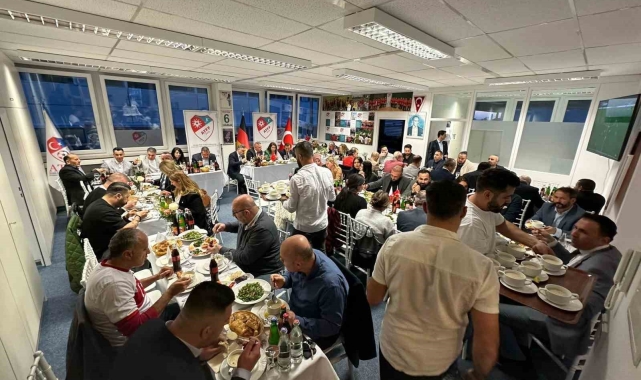 Avrupa Türk Futbol Federasyonu'nun genel merkezinde iftar programı gerçekleştirildi