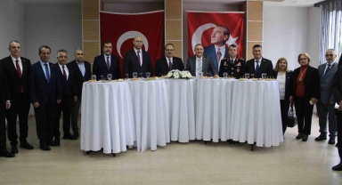 Aydın protokolü bayramlaştı