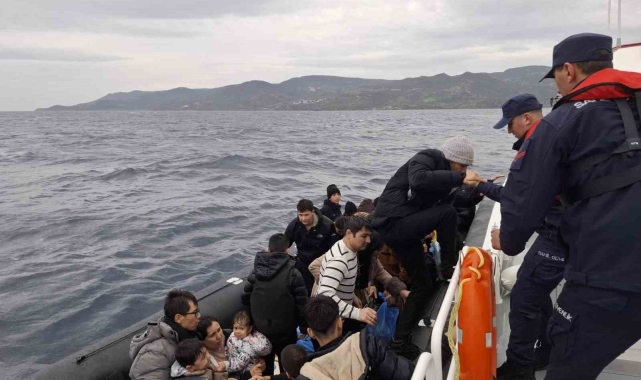 Ayvacık açıklarında 41 kaçak göçmen yakalandı