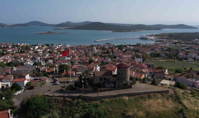 Ayvalık&#039;ta 9 günlük tatilde yüzde 100 doluluğa ulaşılması bekleniyor