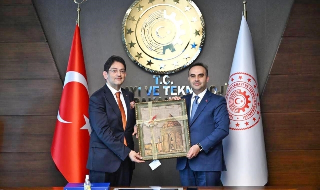 Bakan Kacır'dan proje desteği