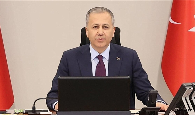 Bakan Yerlikaya: Provokatif paylaşımlar yaptıkları değerlendirilen 261 şüpheli hesap yöneticisi belirlendi