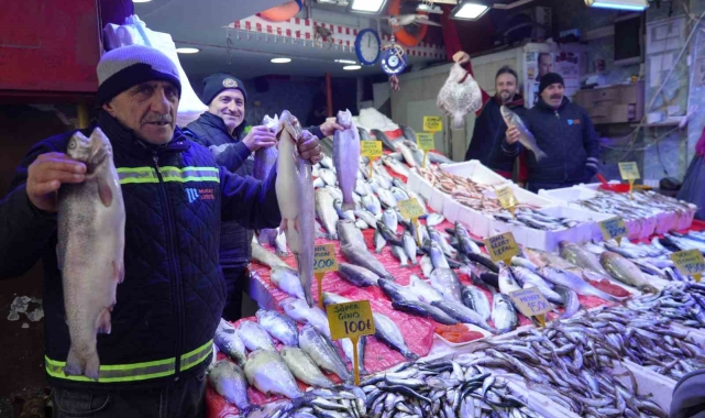 Balıkçılar 7 sezonda bir gelen bolluktan memnun