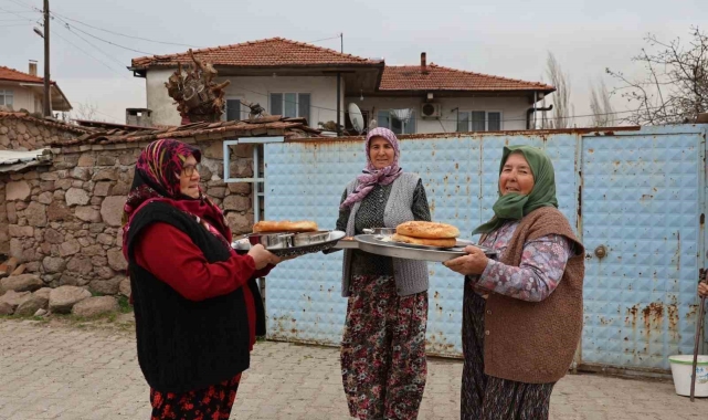 Balıkesir'de Ramazan'da bu köyde evlerde yemek pişmiyor