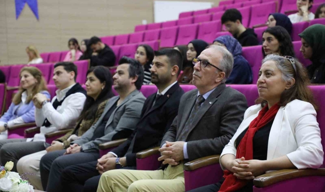 BARÜ'de öğretmenlik mesleğinin dünü ve bugünü konuşuldu