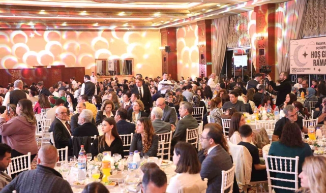 Başkan Akgün, sağlık çalışanlarını tıp bayramında ağırladı