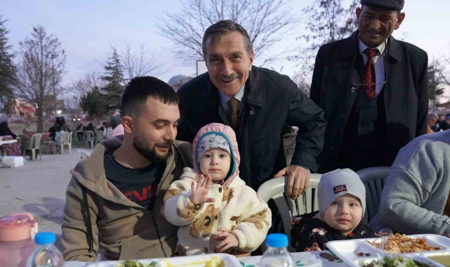 Başkan Ataç Sakintepe'deki iftarda mahallelilerle buluştu