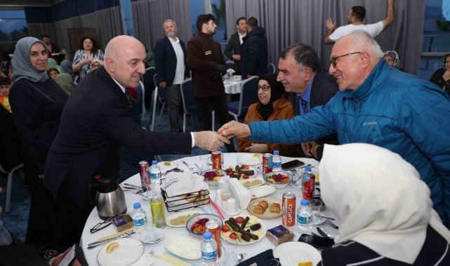 Başkan Bıyık, Darıca'nın çınarlarıyla bir araya geldi