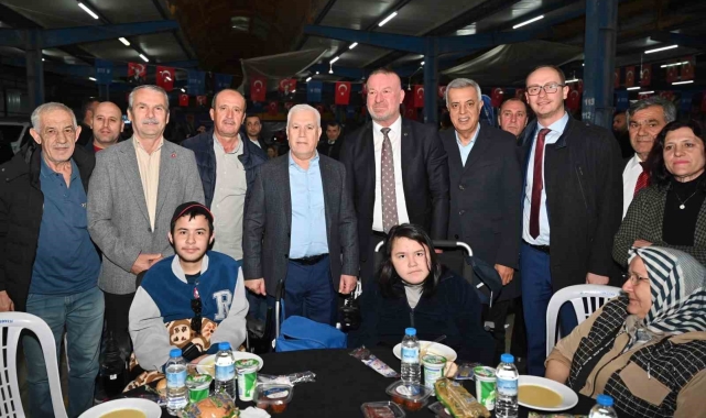 Başkan Bozbey, Karacabey'de iftar sofrasında vatandaşlarla buluştu