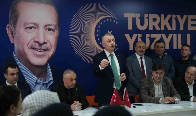 Başkan Büyükakın: &quot;Uyur sandıklarınız uykuda değil ama biz de asla uyumuyoruz&quot;