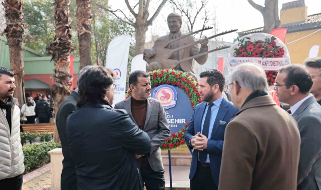 Başkan Çavuşoğlu: "Özay Gönlüm'ü yaşatmaya devam edeceğiz"