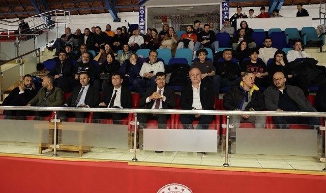 Başkan Kahveci'den Kütahya Belediyespor'a destek