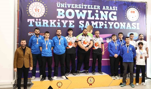 Bayburt Üniversitesi, bowling şampiyonasını 12 madalyayla şampiyon tamamladı