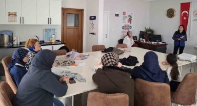 Bayburt'ta Deprem Haftası dolayısıyla kursiyerlere deprem eğitimi verildi