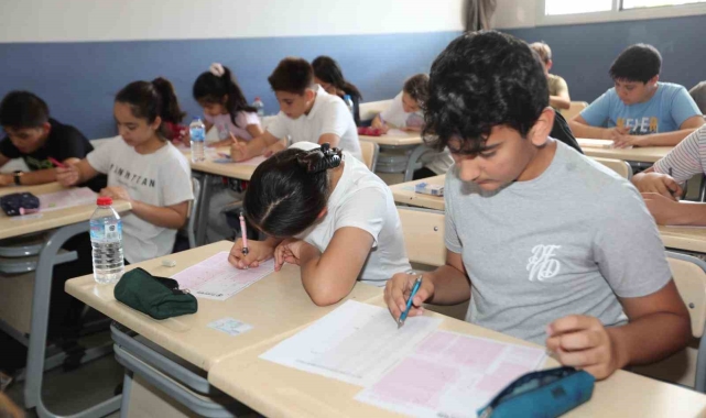 Bayraklı Belediyesi Sosyal Etkinlik Merkezi'nden kurum kabul sınavı