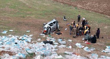 Bayram ziyaretine giden aile kaza yaptı: 5 yaralı