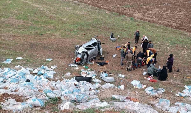 Bayram ziyaretine giden aile kaza yaptı: 5 yaralı