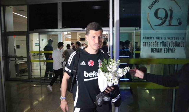 Beşiktaş kafilesi Konya'ya geldi
