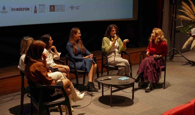 Beyoğlu'nda 1. Kadın ve Sanat Şenliği sona erdi