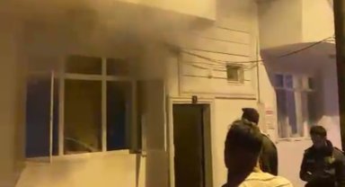 Biga'da yanan ev hasar aldı