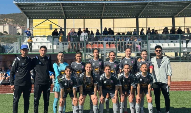 Bilecik Kolej Kız Spor Kulübü 16 golle kazandı