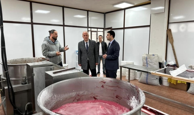 Bilecik'in yöresel ürünü meşhur ayva lokumu üretim tesisine ziyaret