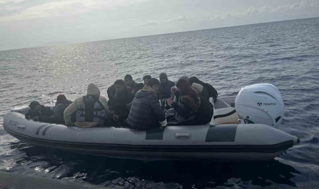 Bodrum'da 18 düzensiz göçmen kurtarıldı