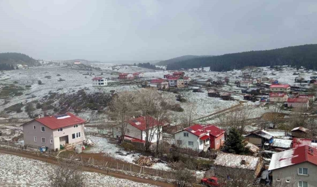 Bolu'nun yüksekleri beyaz örtüyle kaplandı