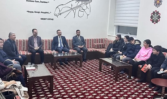 Boyabat'ta Genç Düş'ünce kitap paylaşım etkinliği başladı