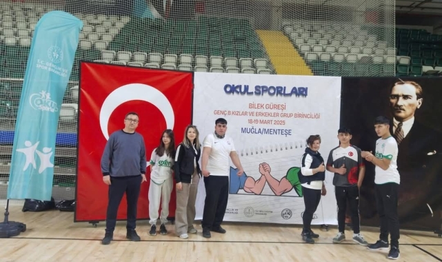 Bozdoğan'ın güçlü bilekleri şampiyonadan madalyalarla döndü