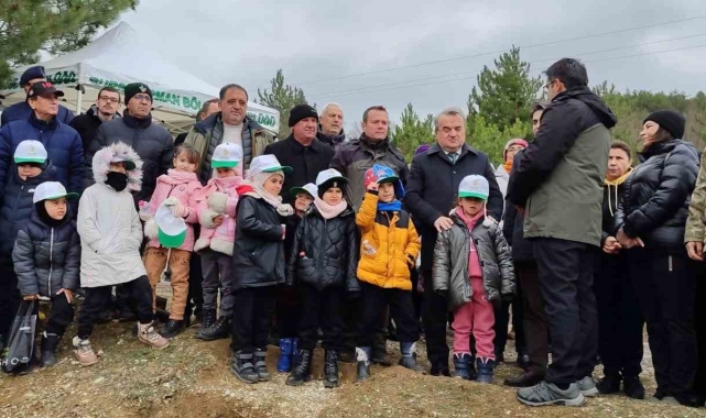 Bozüyük'te 21 Mart Dünya Ormancılık Günü'nde bin adet fidan toprakla buluştu