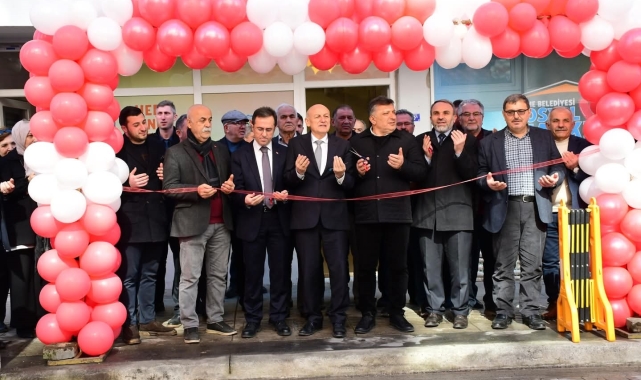 Bu markette 'para' değil 'iyilik' geçiyor