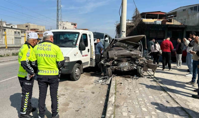Buca'da alkollü sürücü yol kenarındaki 6 aracı ezip geçti