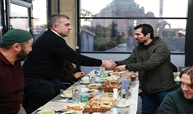 Bulancak Belediye Başkanı Sıbıç, Tatar aileler ile iftarda buluştu