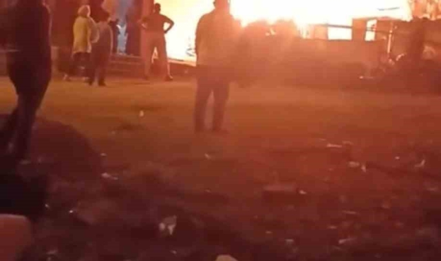Bursa'da boş baraka alevlere teslim oldu