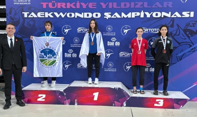 Büyükşehir sporcusu Sakarya'nın gururu oldu
