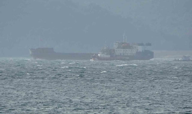 Çanakkale Boğazı'nda genel yük gemisi makine arızası yaptı