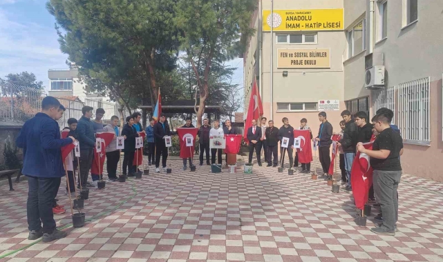 Çanakkale Zaferi ve Şehitler haftasında gül fidanları toprakla buluştu