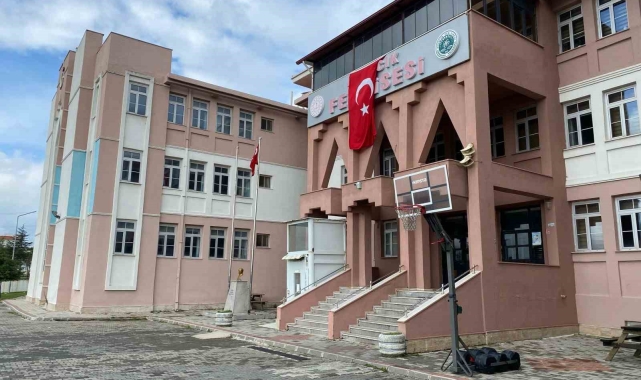 Çanakkale'de kayıp 16 yaşındaki lise öğrencisini arama çalışmaları devam ediyor