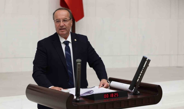 CHP'li Akay kademeli emeklilik için kanun teklifini TBMM'ye sundu