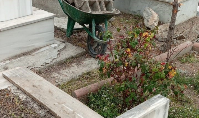 Çorum'da mezarlıklar bayrama hazır