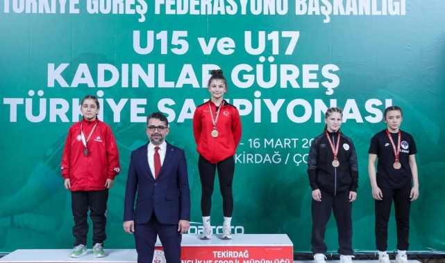 Çorumlu genç güreşçi Türkiye Şampiyonası'nda 2'nci oldu