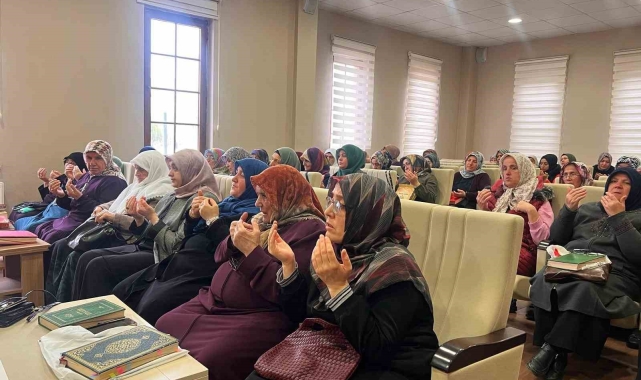 Çorumlu kadınlardan Esmaü'l Hüsna yarışması