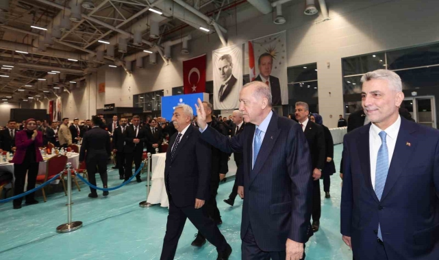 Cumhurbaşkanı Erdoğan'dan esnafa müjde: "Hazine'den yüzde 50 sübvansiyonlu esnaf ve sanatkar kredi limitini 1 milyon liraya yükseltiyoruz"